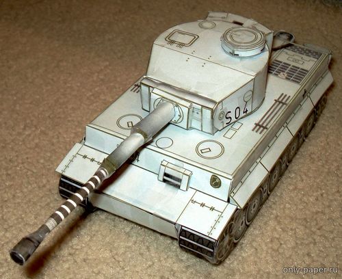 Модель танка Panzerkampfwagen VI «Tiger I» Ausf E из бумаги/картона