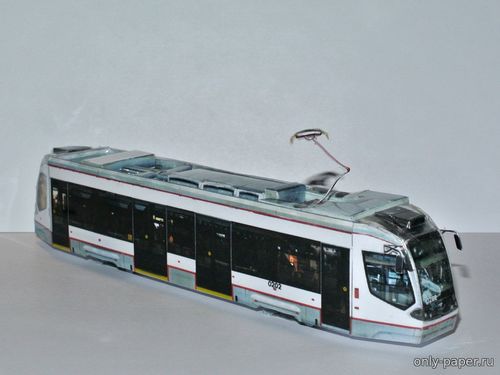Модель трамвая 71-911 «City Star» из бумаги/картона