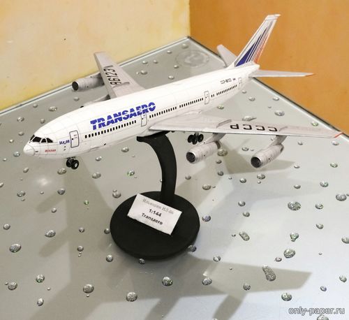 Модель самолета Ил-86 Трансаэро из бумаги/картона
