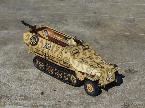 Сборная бумажная модель / scale paper model, papercraft Sd. Kfz 251 Ausf.D 