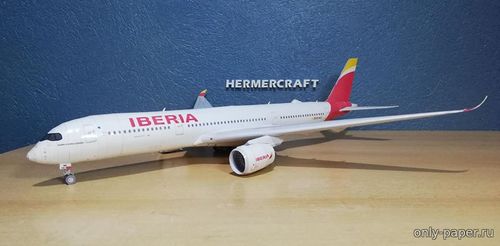 Модель самолета Airbus A350-900 Iberia Airlines из бумаги/картона
