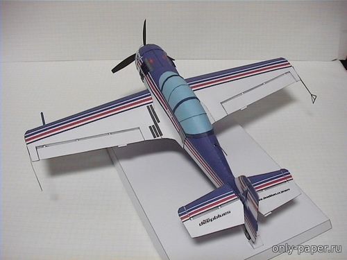 Модель спортивно-пилотажного самолета Су-29 из бумаги/картона