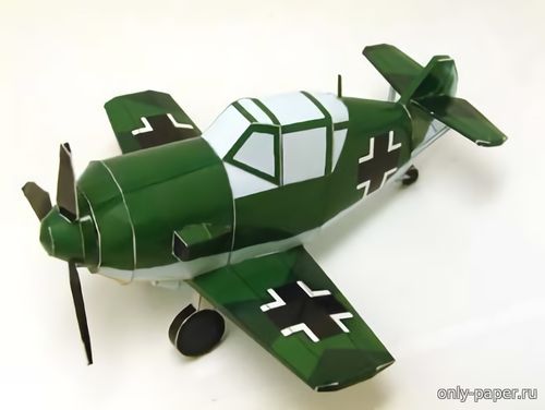 Модель самолета Messerschmitt Bf.109E из бумаги/картона