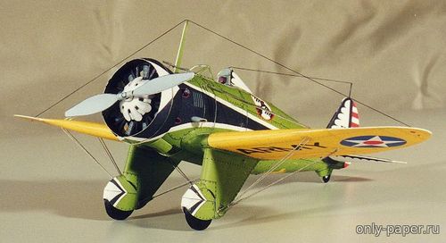 Модель самолета Boeing P-26 Peashooter из бумаги/картона