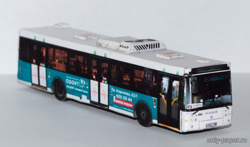 Модель автобуса ЛиАЗ-5292.65 из бумаги/картона