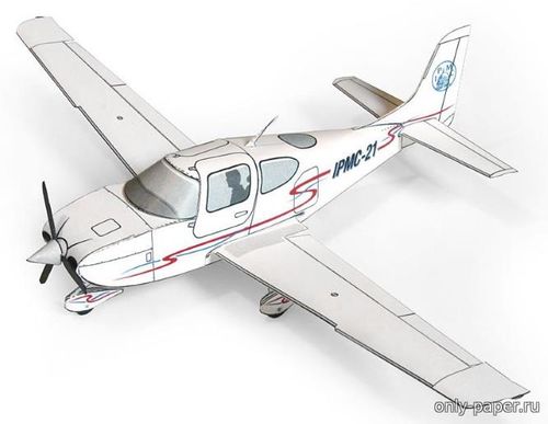 Модель самолета Cirrus SR22 из бумаги/картона