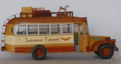 Модель автобуса «Jardineira» из бумаги/картона