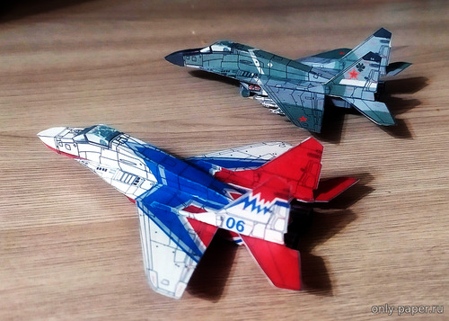 Сборная бумажная модель / scale paper model, papercraft МиГ-29 - 4 варианта / MiG-29 (Виталий Митусов) 