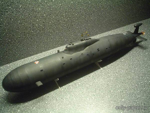 Модель подводной лодки проекта 971 «Щука» из бумаги/картона