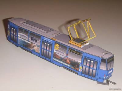 Модель трамвая CKD Tatra T6A5 из бумаги/картона