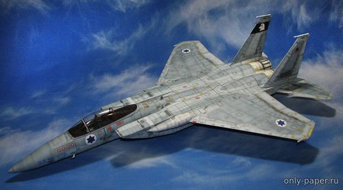 Модель самолета McDonnell Douglas F-15A Eagle из бумаги/картона