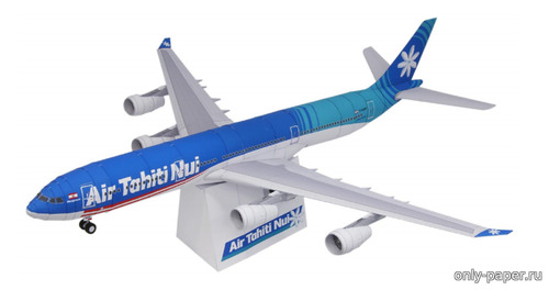 Модель самолета Airbus A340-300 Air Tahiti Nui из бумаги/картона