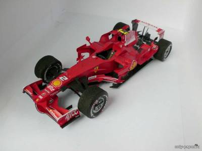 Модель болида Ferrari F2008 из бумаги/картона
