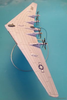 Модель самолета Northrop XB-35 из бумаги/картона