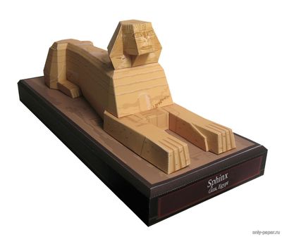 Модель статуи Большого Сфинкса из бумаги/картона
