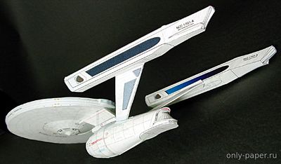 Модель звездолета ISS Enterprise из бумаги/картона
