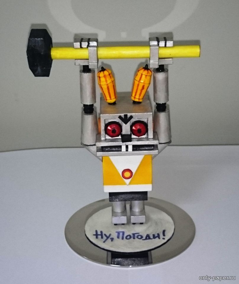 Поделки своими руками: роботы – для мальчиков, украшения – для девочек