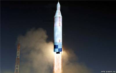 Модель ракета-носителя JUNO-2 из бумаги/картона