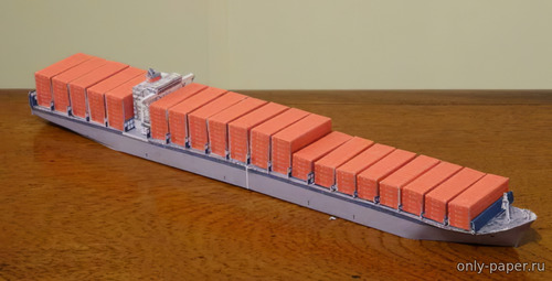 Модель контейнеровоза Helsinki Bridge из бумаги/картона