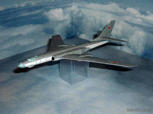 Сборная бумажная модель / scale paper model, papercraft Туполев Ту-16 «Барсук» / Tupolev Tu-16 Badger (Bruno VanHecke) 