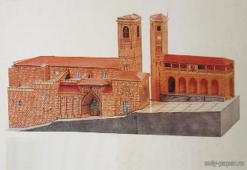 Модель церкви Св. Троицы и башни Тардон из бумаги/картона