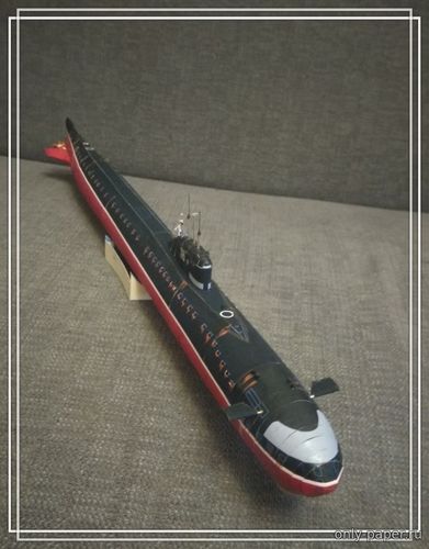Модель атомной подводной лодки К-3 Ленинский Комсомол из бумаги/картон