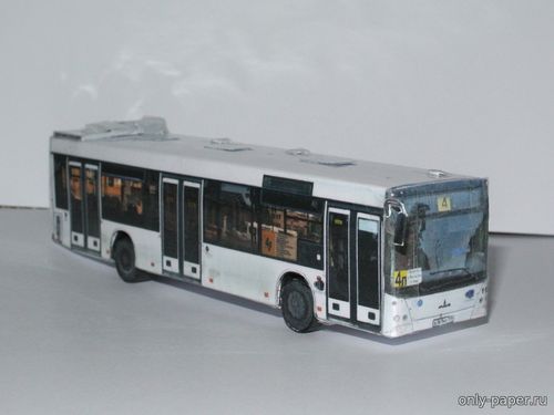 Модель автобуса МАЗ-203.067 №113 из бумаги/картона
