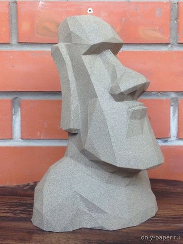 Модели статуй Моаи на острове Пасхи из бумаги/картона