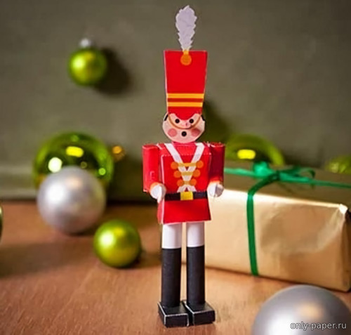 Сборная бумажная модель / scale paper model, papercraft Christmas Time - Soldier Paper Toy (Disney) 