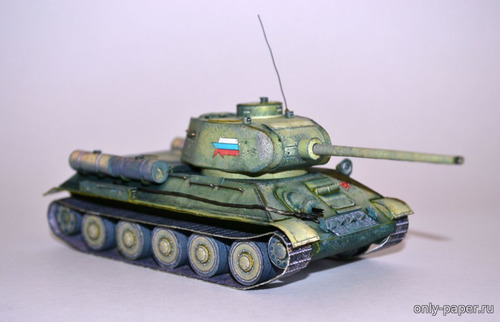 Модель советского среднего танка T-34-85 из бумаги/картона