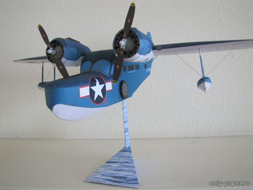 Модель самолета Grumman Goose из бумаги/картона