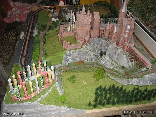 Сборная бумажная модель / scale paper model, papercraft Замок Хогвардс / Hogwarts Castle 