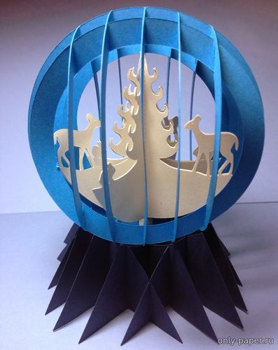 Сборная бумажная модель / scale paper model, papercraft Рождественский снежный шар / Christmas Snow Globe Sliceform 