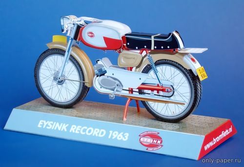 Модель мопеда Eysink Record 1963 г. из бумаги/картона