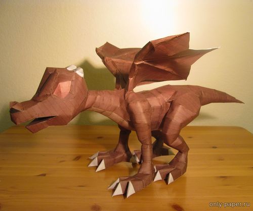 Бумажная модель маленького красного дракона