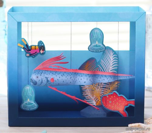 Модель аквариума с рыбой - Сельдяной король из бумаги/картона