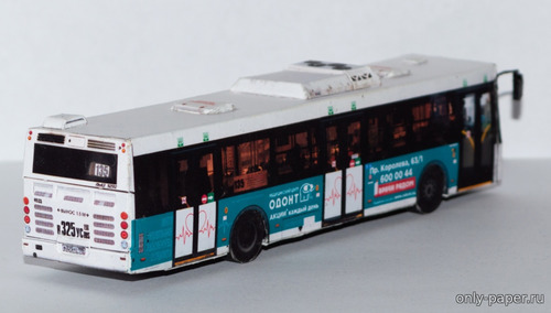 Модель автобуса ЛиАЗ-5292.65 из бумаги/картона