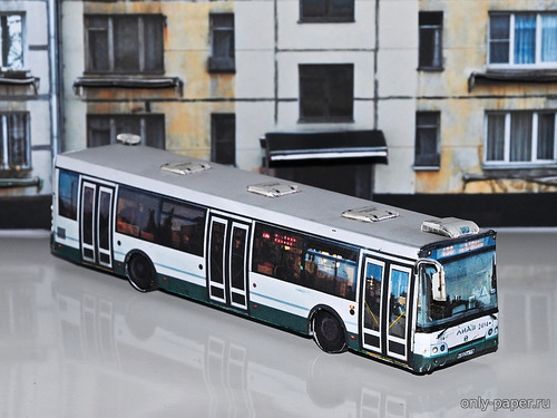 Модель автобуса ЛиАЗ-5292.60 из бумаги/картона