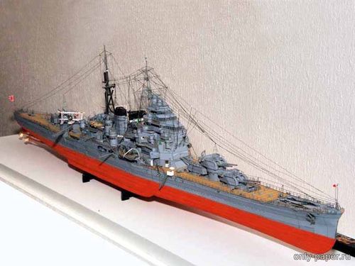 Модель тяжелого крейсера HIJMS Takao из бумаги/картона