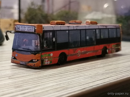 Модель автобуса Scania OmniLink CL94UB из бумаги/картона