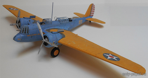 Модель самолета Martin B-10 из бумаги/картона