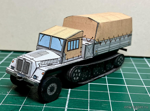 Сборная бумажная модель / scale paper model, papercraft Tatra T-809 kolopásový valnik - prototyp (LBS Systém) 