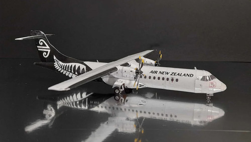 Сборная бумажная модель / scale paper model, papercraft ATR 72-600 Air New Zealand All black (Edwin Rodriguez - Mario Solorzano) 