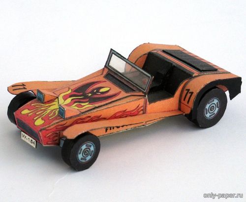 Модель автомобиля Lotus Super Seven из бумаги/картона