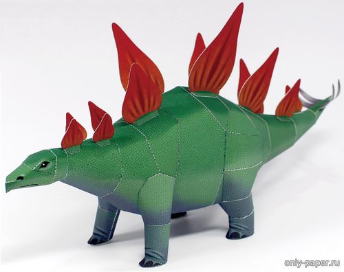 Модель стегозавра из бумаги/картона