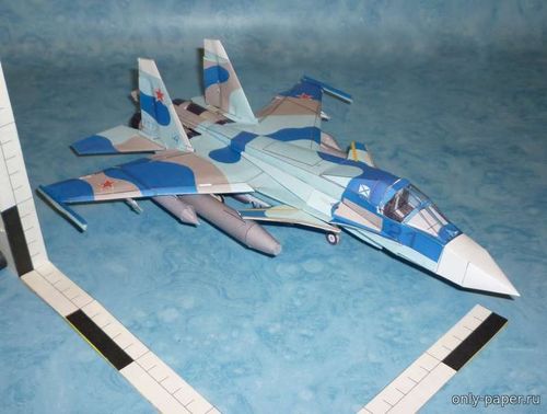 Модель самолета Су-27 КУБ из бумаги/картона