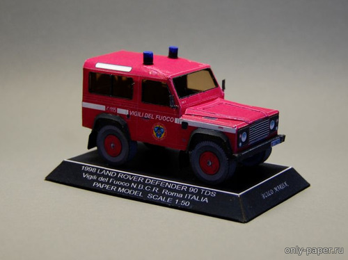 Модель пожарного внедорожника Land Rover Defender 90 из бумаги/картона