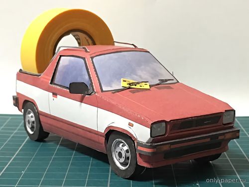 Модель автомобиля Suzuki Might Boy из бумаги/картона