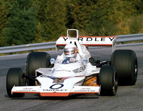 Модель болида McLaren M23 J.Sheckter GP Canada 1973 из бумаги/картона