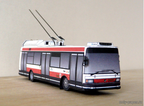 Модель троллейбуса Skoda 21Tr из бумаги/картона